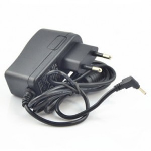    PiPO M7/M9 (5V, 2.5A)